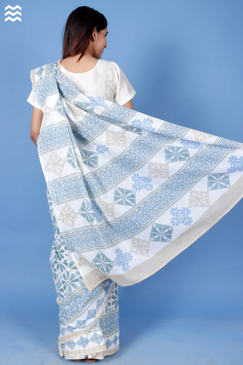 Mulmul Cotton Saree With Fall In Block Print